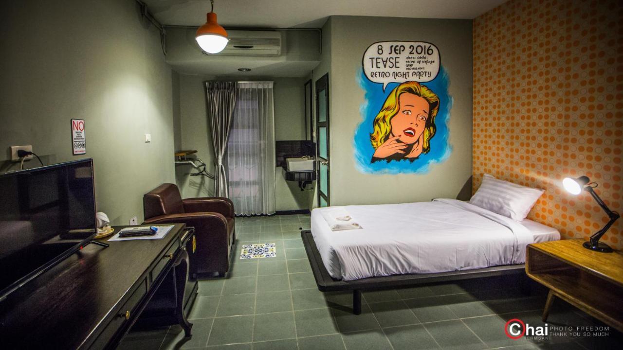 The 8 Factory Hotel Phitsanulok Buitenkant foto