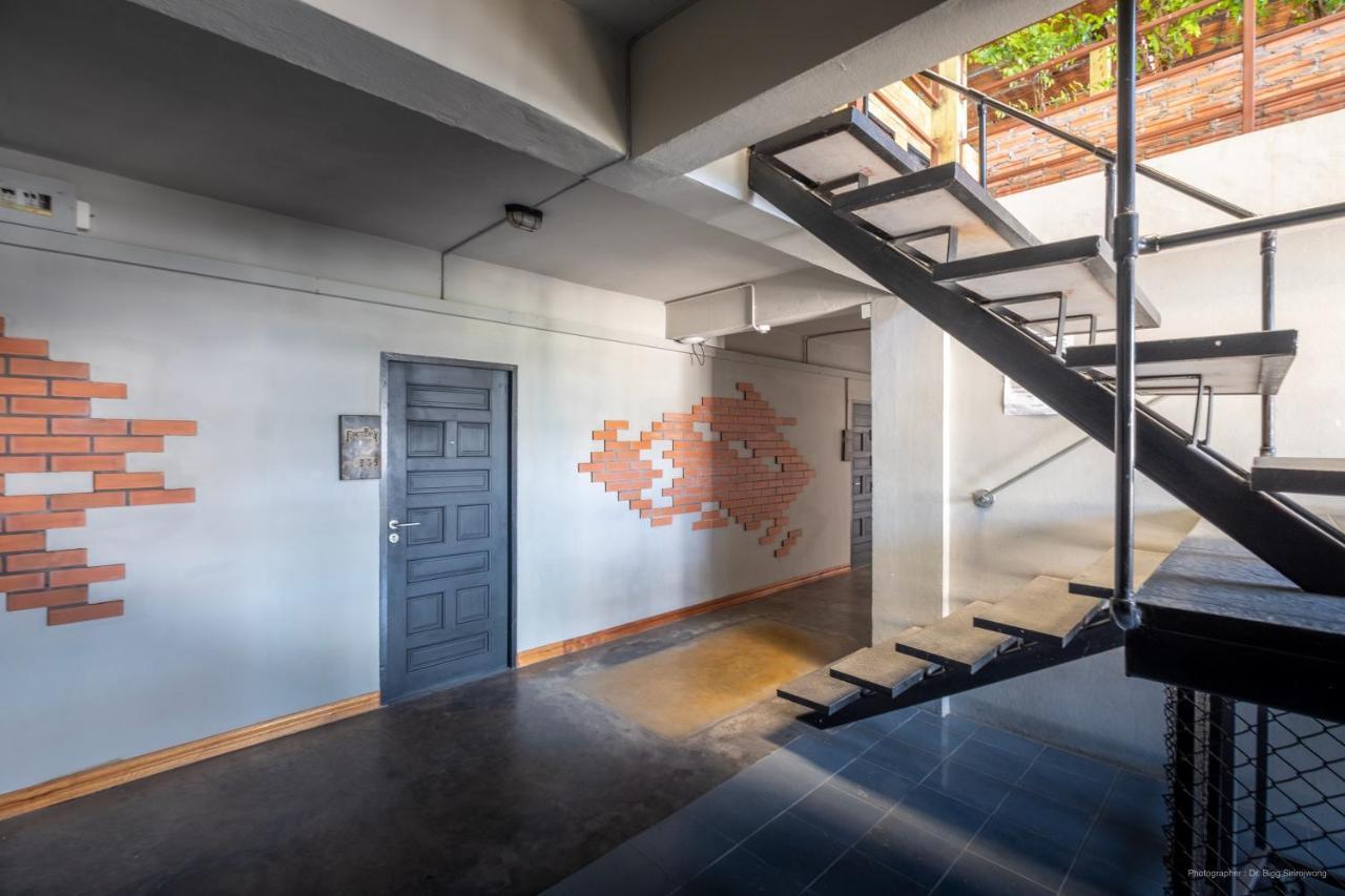 The 8 Factory Hotel Phitsanulok Buitenkant foto